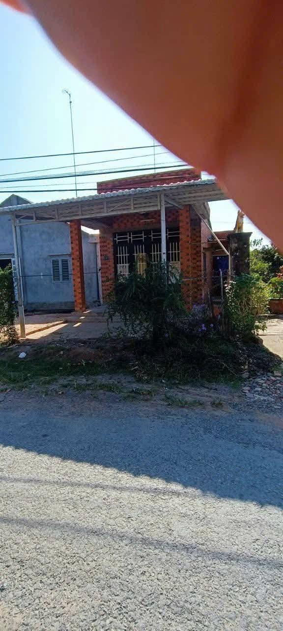 Nhà Gò Dầu Tây Ninh 80m² giá 460 triệu - Bán gấp sổ hồng riêng!