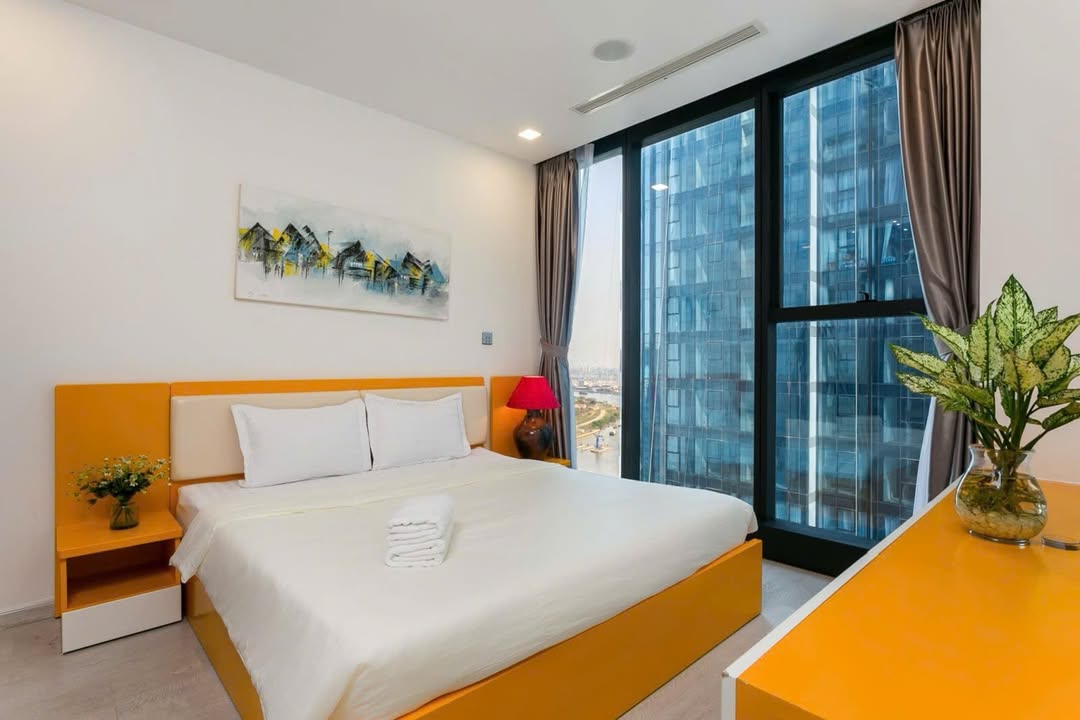 Căn hộ Vinhomes Golden River Quận 1 49.5m² giá 23 triệu - Sống giữa lòng thành phố!