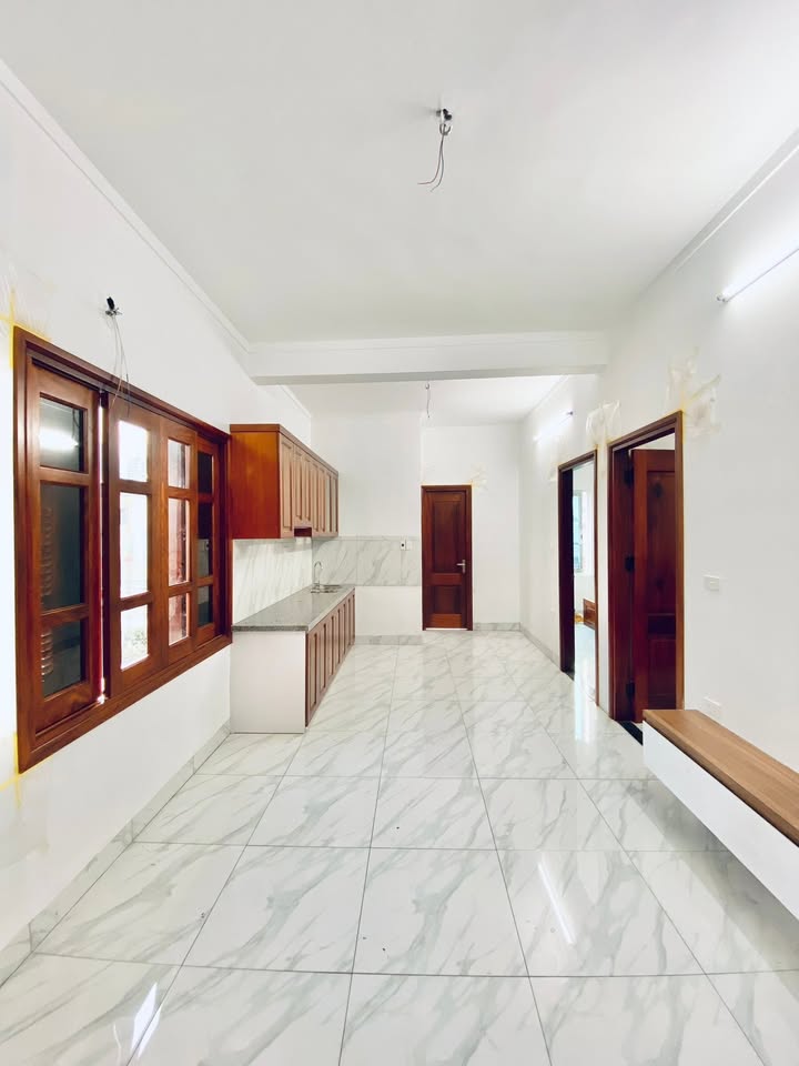 Căn hộ cho thuê ngõ 38 Xuân La, Tây Hồ 60m² - Phòng thoáng mát, giá tốt!