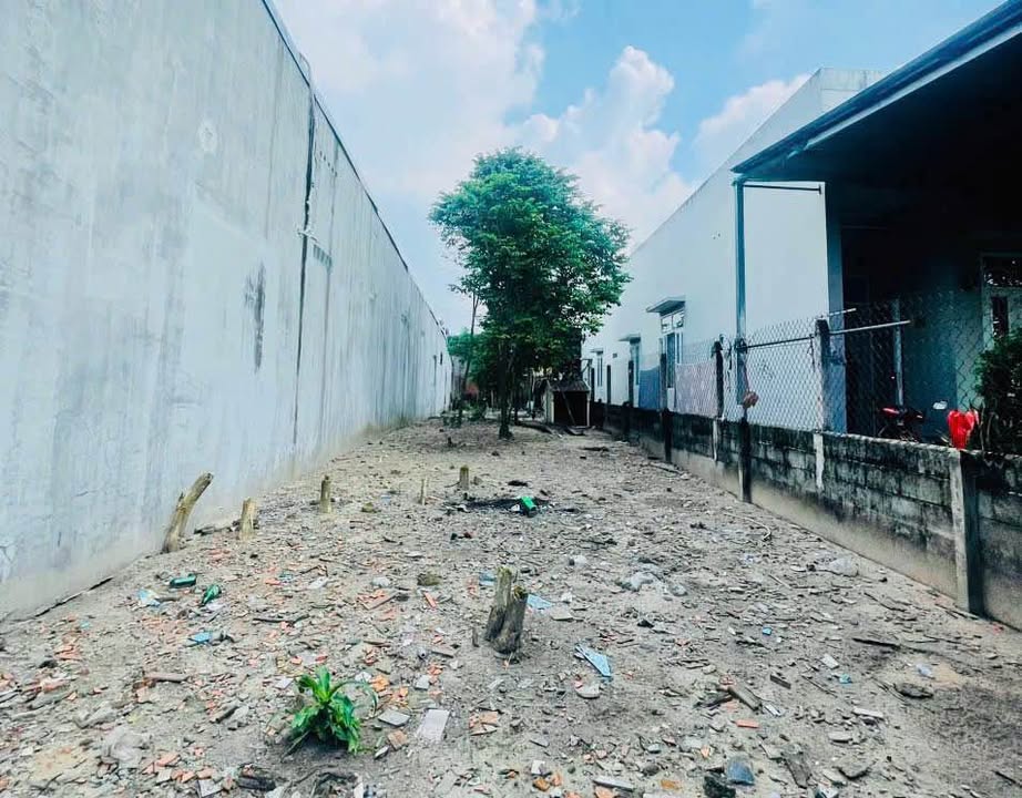 Đất thổ cư Củ Chi 284m² giá 4.3 tỷ - Vị trí mặt tiền đường Liêu Bình Hương
