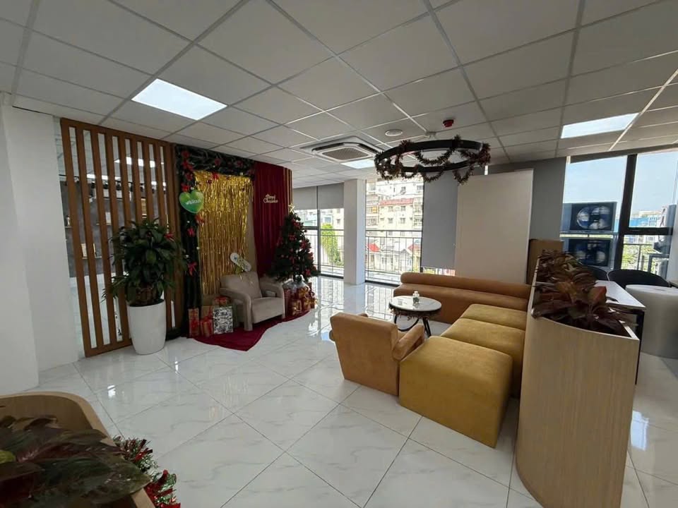 Cho thuê văn phòng Tân Cảng, Bình Thạnh 420m² - Full nội thất, sẵn sàng làm việc!