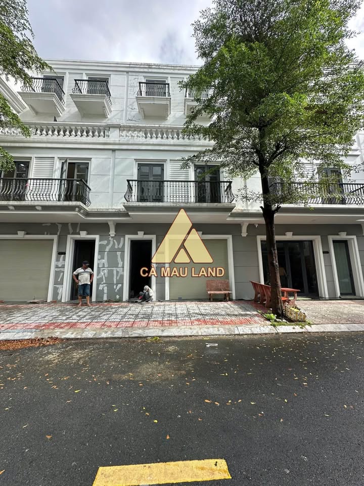 Cho thuê shophouse Vincom Cà Mau 150m² giá 20 triệu - Vị trí vàng thuận lợi!