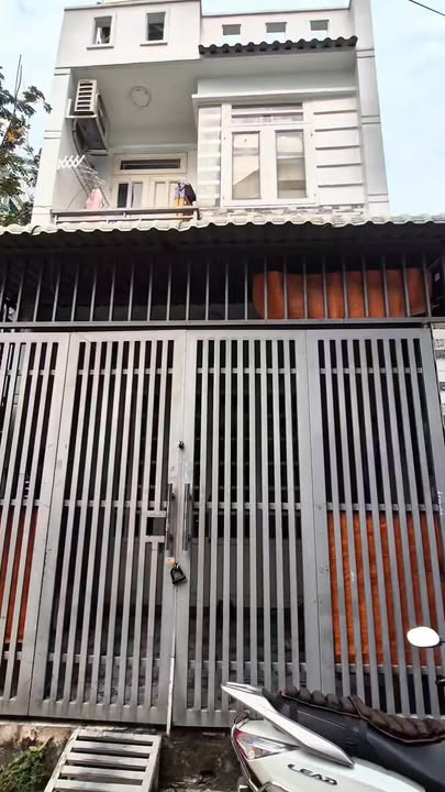 Nhà góc 2 mặt tiền Lê Thị Riêng, Thới An 35m² giá 3.95 tỷ - Thiết kế hiện đại, sẵn sàng vào ở!