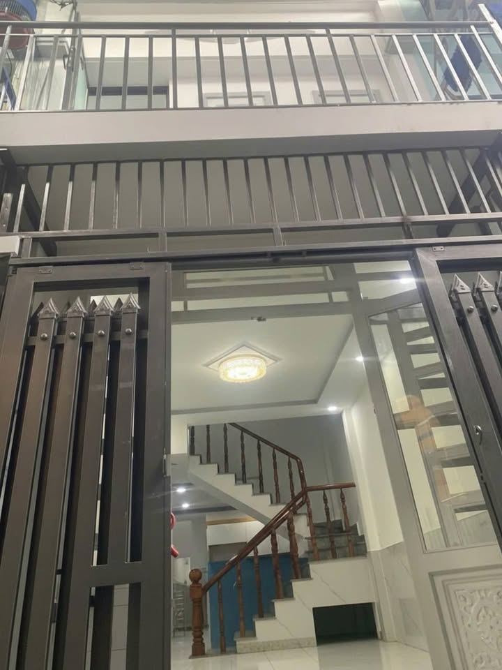 Nhà Thới An 9, Quận 12, Diện tích 35m², Giá chỉ 1.7 tỷ - Sẵn sàng vào ở!