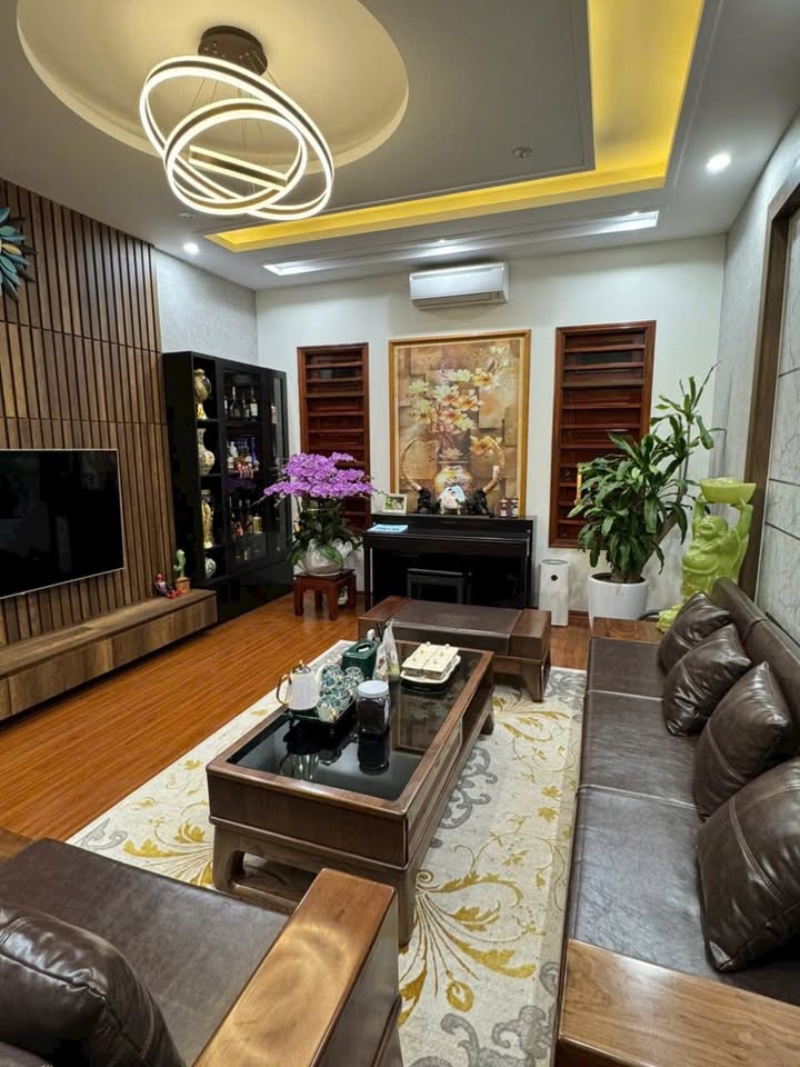 Nhà phố Bế Văn Đàn, Hải Dương 67,5m² giá 6 tỷ - Thiết kế hiện đại, không gian thoáng mát!