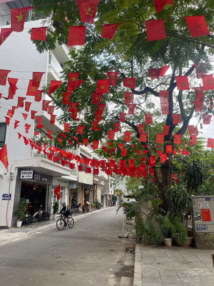 FrontHouse Vũ Miên Tây Hồ 140m² giá 150 tỷ - Đầu tư siêu sang!