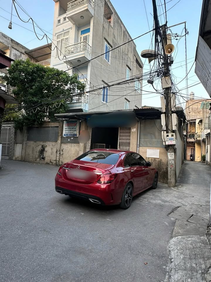 Nhà 2 tầng tại phường Trần Nguyên Hãn, Bắc Giang, 56m² giá chỉ 2.1 tỷ - Gần trường học, chợ tiện lợi!