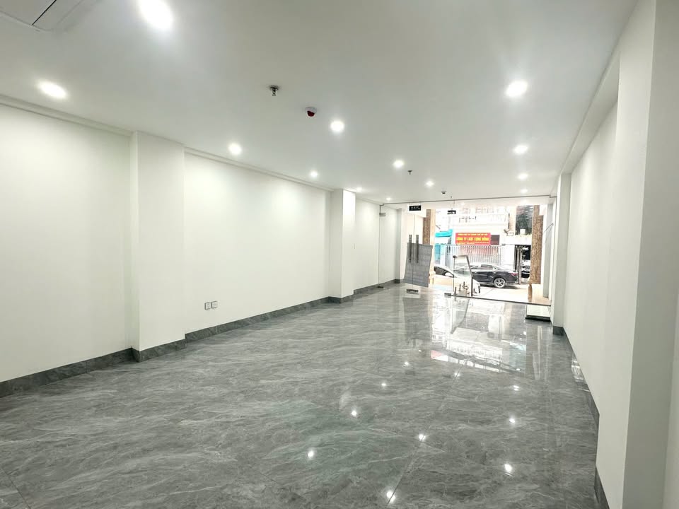 Văn phòng cho thuê tại 133 Mỹ Đình, 150m² giá 25-35 triệu - Chính chủ, mặt tiền đẹp!