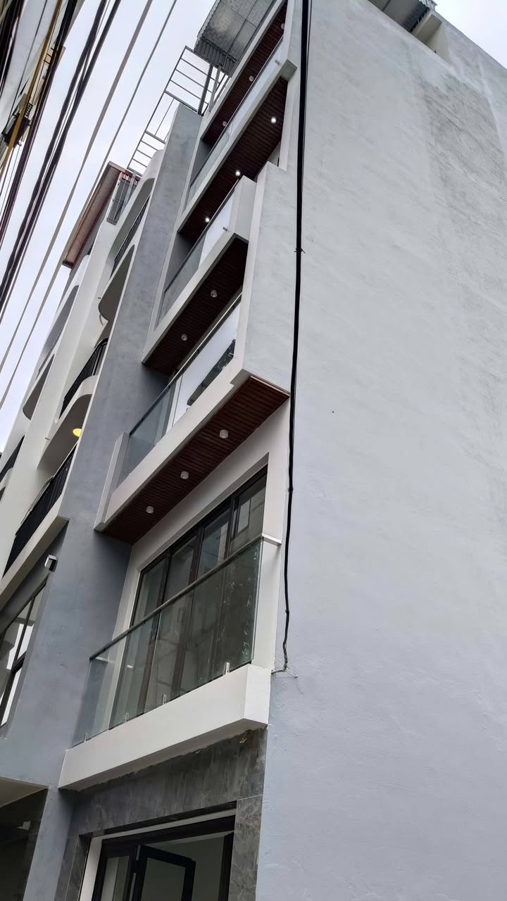 Nhà phố Phúc Lợi Long Biên 40m² giá 12.9 tỷ - Kinh doanh đắc địa!