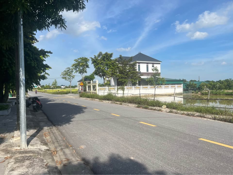 Đất nền đẹp tại Đông Nam, Đông Sơn, Thanh Hóa 125m² - Cần bán gấp cắt lỗ!