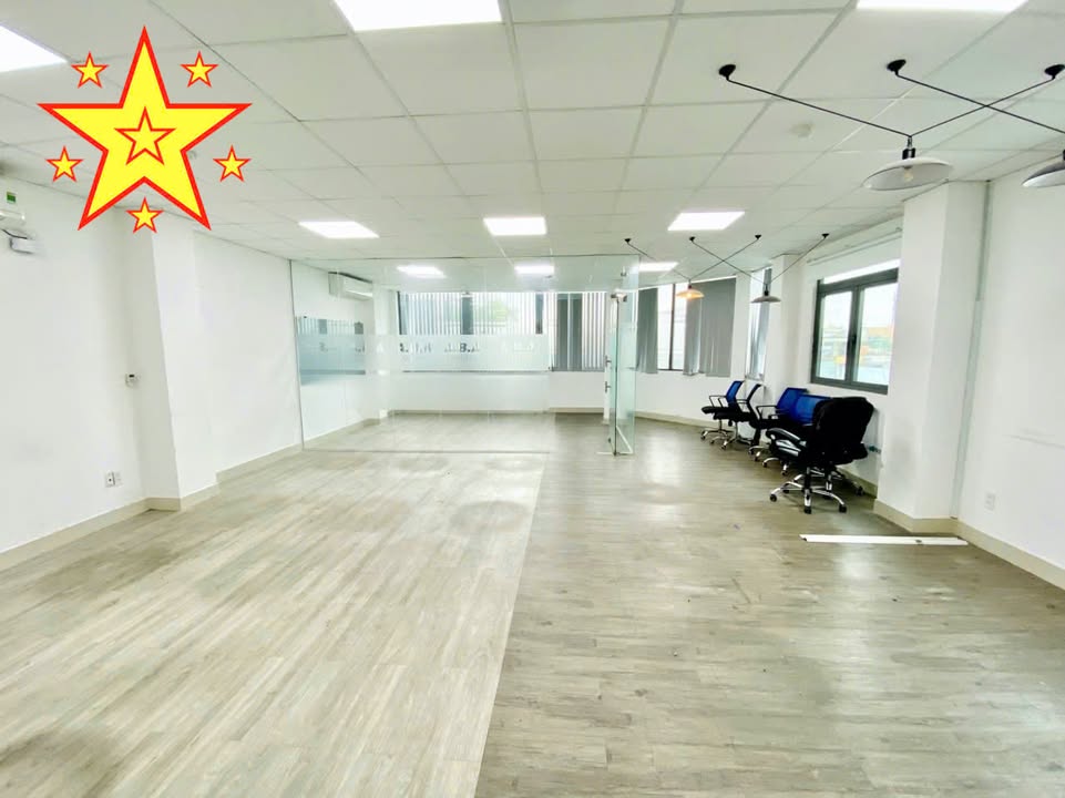 Văn phòng Tân Cảng, Bình Thạnh 100m² giá 30 triệu - Miễn phí ngoài giờ thoải mái!