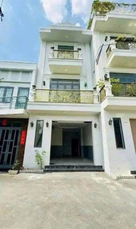 Nhà phố mới xây An Bình, Biên Hòa 182m² giá 4.3 tỷ - Khu dân trí cao!