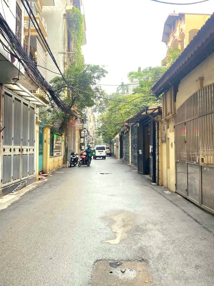 FrontHouse Trường Chinh 42m² giá 17.3 tỷ - Kinh doanh sầm uất ngay mặt ngõ!