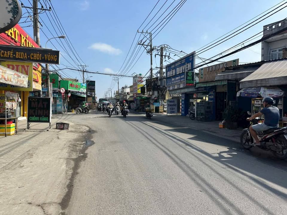 Nhà mặt tiền kinh doanh Hương Lộ 80, Bình Tân 96m² giá 7.4 tỷ - Sổ hồng chính chủ!