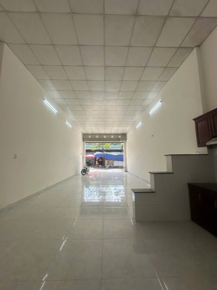 Nhà cấp 4 Đất Cuốc, Bắc Tân Uyên 130m² giá 2 tỷ - Kinh doanh thuận lợi!