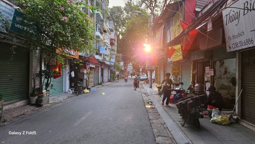 Nhà nhỏ 170 Hồng Mai, 18m² giá 1.89 tỷ - Chốn bình yên giữa lòng Hà Nội!