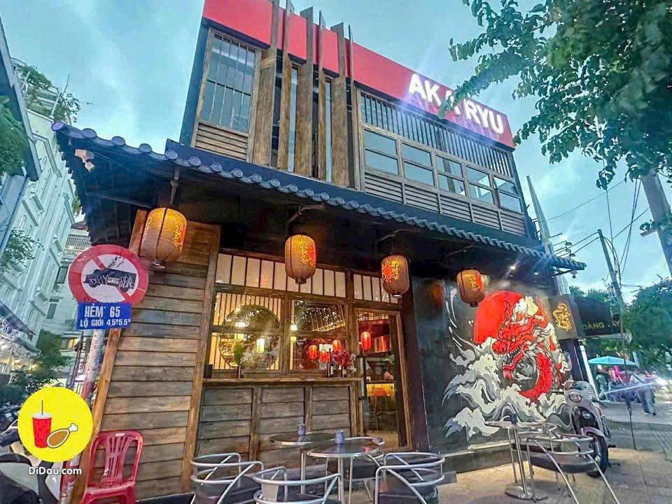 Nhà cho thuê mặt tiền Cách Mạng Tháng Tám Quận 1, DT 144.5m² - Kinh doanh đa ngành nghề