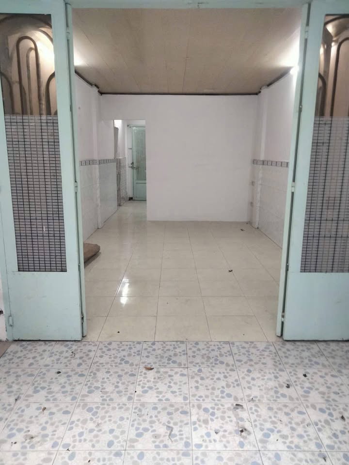 Nhà phố cho thuê Hẻm 45 Huỳnh Tịnh Của, Bình Thạnh 35m² - Mặt tiền thông thoáng, tiện nghi đầy đủ!