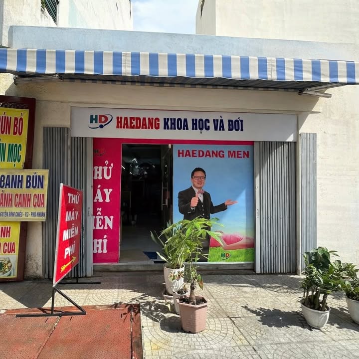 Nhà nguyên căn cho thuê mặt tiền Nguyễn Đình Chiểu, Phú Nhuận 136m² - Kinh doanh thuận lợi!