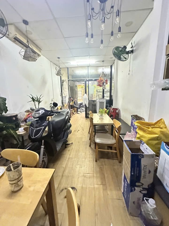 Mặt bằng cho thuê Lý Chính Thắng, Quận 3, 42m² - Kinh doanh sầm uất ngay trung tâm!