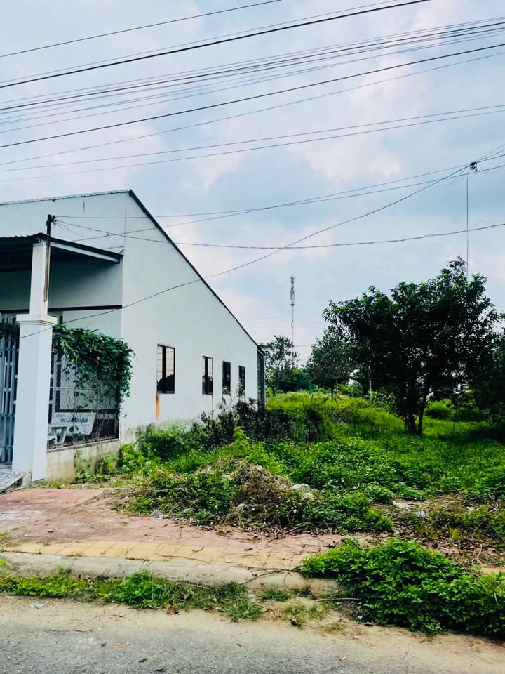 Đất nền KDC Minh Linh, Vĩnh Long 120m² giá 1.4 tỷ - Thương lượng ngay!