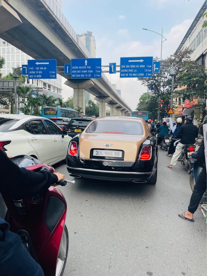 Nhà Vương Thừa Vũ Thanh Xuân 44m² - Nội thất sang trọng, thang máy xịn!