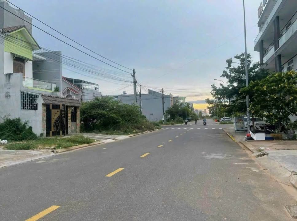 Đất nền mặt tiền Lê Đại Hành, KDC Hùng Vương, 210m² giá 8.2 tỷ - Đầu tư sinh lời ngay!