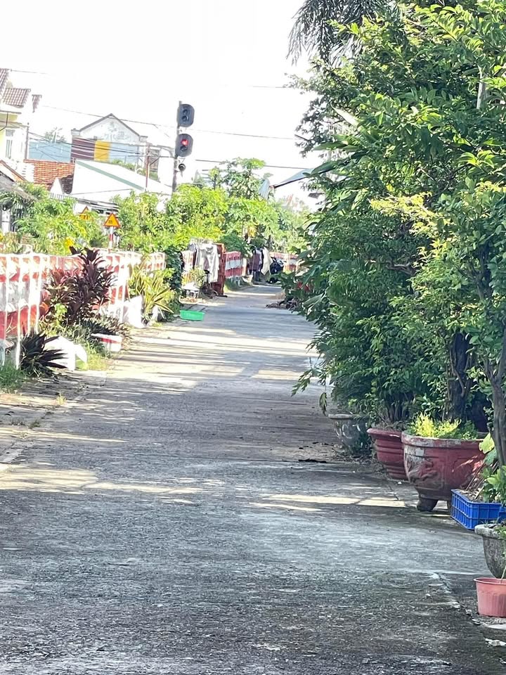 Nhà cấp 4 Tuy Hòa 118.5m² giá chỉ 1.2 tỷ - Vị trí thuận lợi di chuyển!