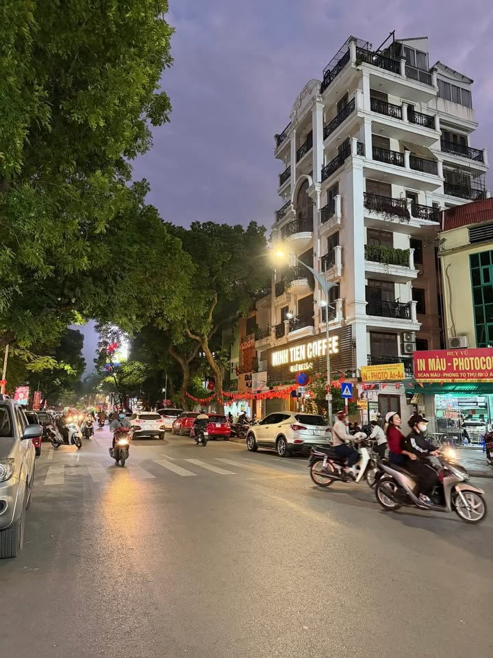 FrontHouse tại Lê Đại Hành, Hai Bà Trưng 41m² giá 22 tỷ - Vị trí kinh doanh đắc địa!