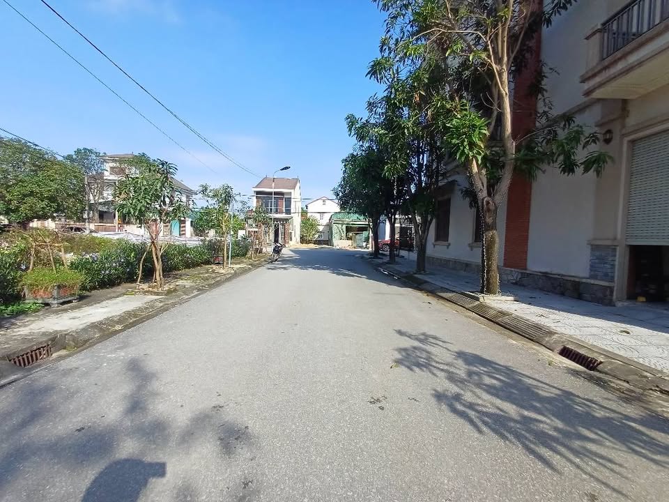 Đất nền phường Thạch Quý, Hà Tĩnh 171m² giá 3 tỷ - Đường rộng 10m thuận tiện!