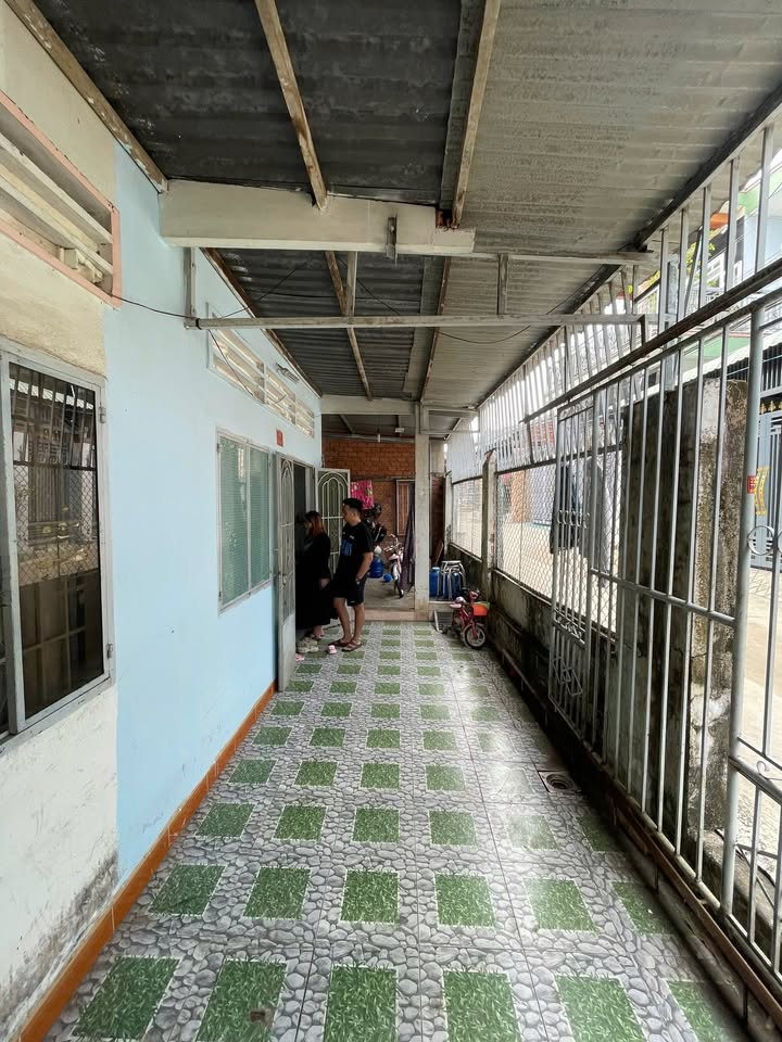 Nhà phố Trị An, Vĩnh Cửu 200m² - Sổ hồng chính chủ, hẻm xe hơi thoải mái!