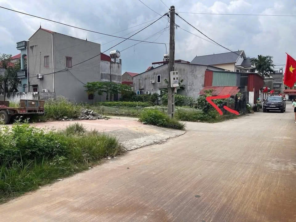 Đất góc 2 mặt tiền xã Đức Giang, Yên Dũng 90.3m² - Giá thỏa thuận hấp dẫn!