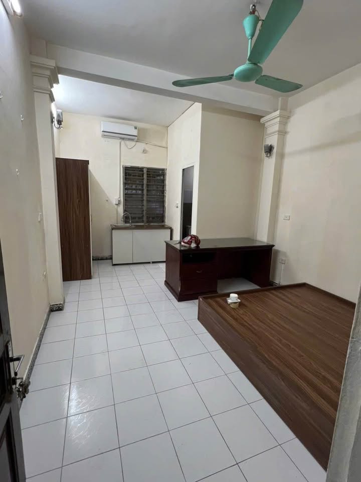 Phòng cho thuê tại ngõ 1 Phan Đình Giót, Thanh Xuân 20m² giá 3.2 triệu - Tiện nghi đầy đủ!
