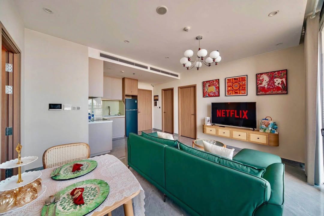 Căn hộ Icon40 Hạ Long 69m² giá 4.5 tỷ - Nội thất xinh xắn, sẵn sàng ở ngay!