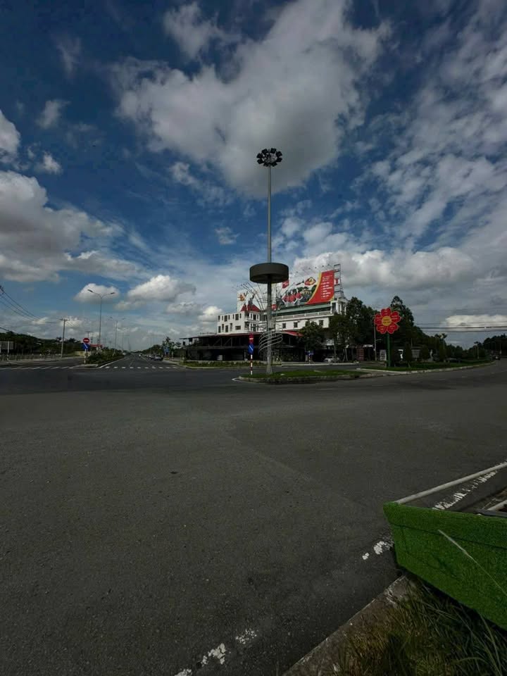 Đất nền mặt tiền Rạch Nhà Nước, Bình Thủy, Cần Thơ 150m² giá 580 triệu - Đầu tư sinh lời ngay!