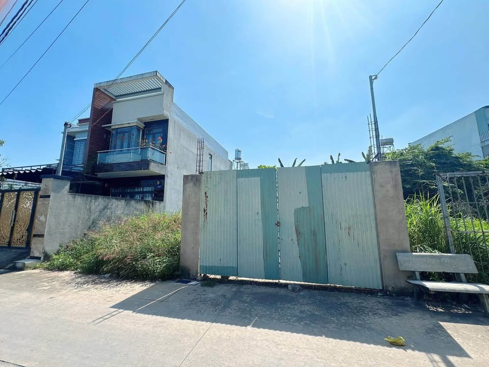 Lô đất Long Bình 97m² giá 1.15 tỷ - Xây móng kiên cố, sổ hồng chính chủ!