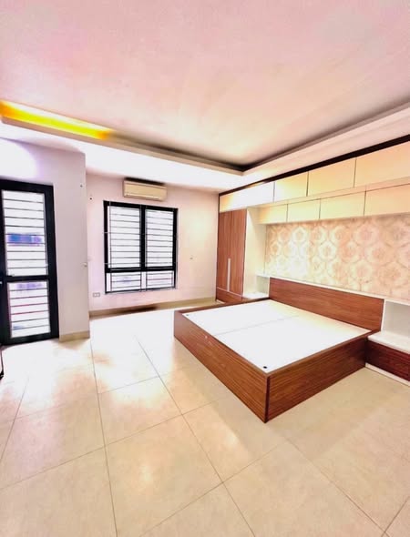 Nhà phố Cầu Diễn, Hồ Tùng Mậu 35m² giá 8.1 tỷ - Kinh doanh tốt, sẵn sàng ở ngay!