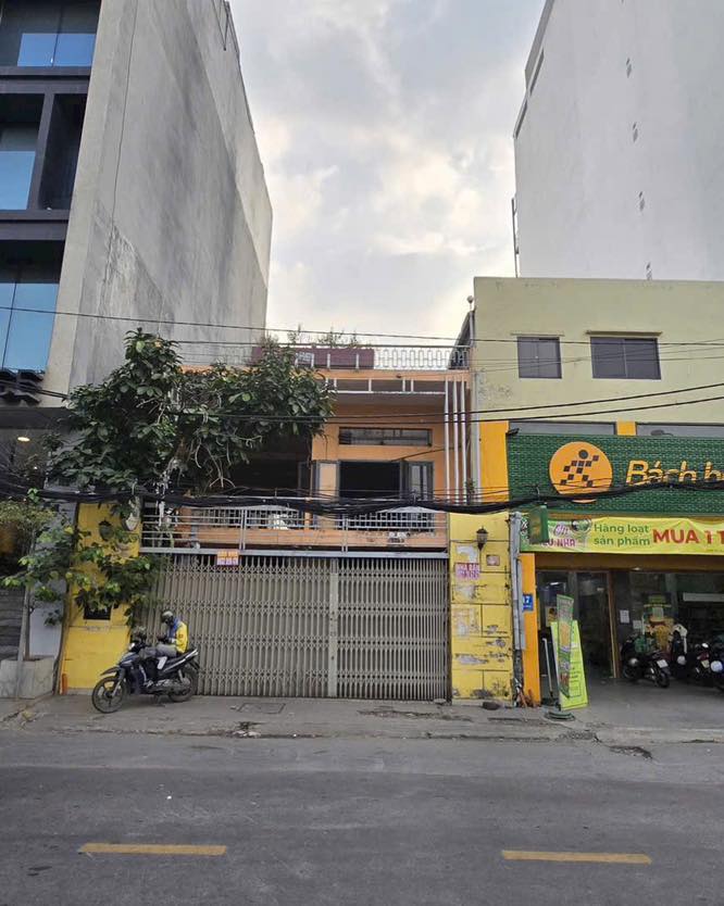 Nhà 2 mặt tiền Hậu Giang, P.4, Q. Tân Bình, 262m² - Vị trí đắc địa cho đầu tư!