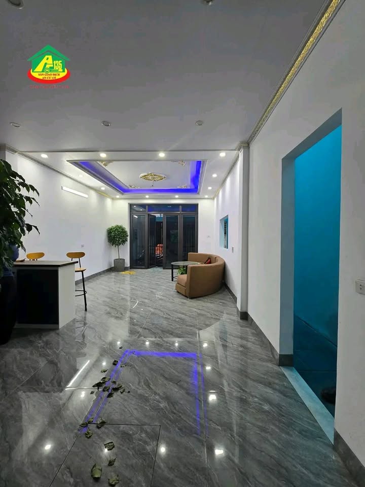 Nhà 2 tầng Trần Quang Khải, Ninh Sơn 70.8m² giá 3 tỷ - Vị trí đắc địa, dân cư đông đúc!