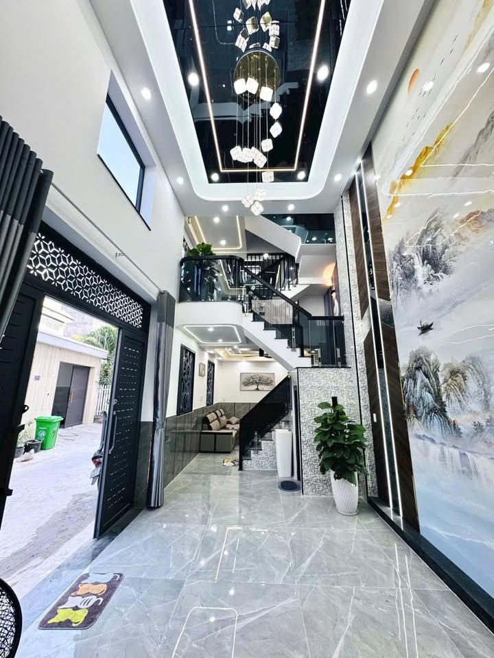 Nhà phố góc 2 mặt tiền 688 Hương Lộ 2 53m² giá 7.5 tỷ - Full nội thất cao cấp sẵn sàng ở ngay!