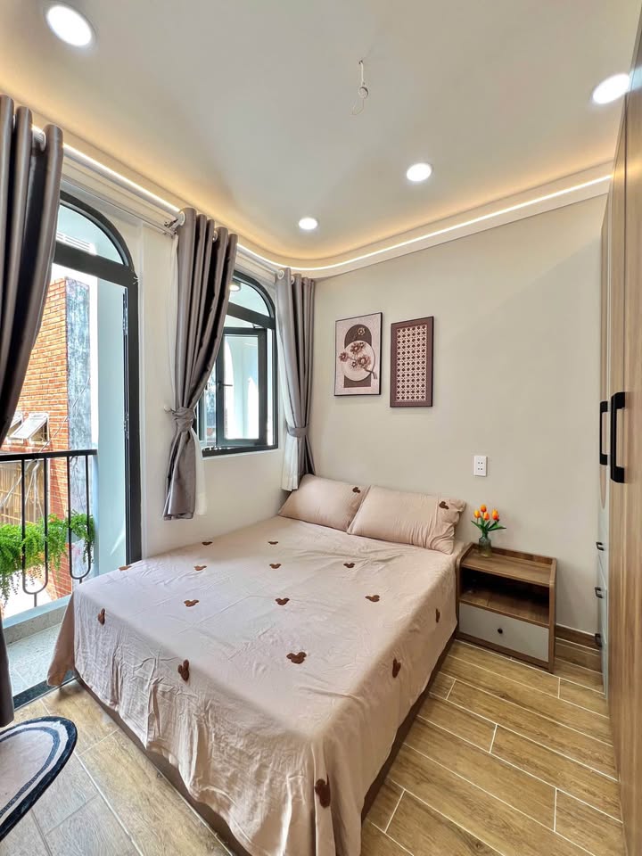 Nhà riêng Phú Nhuận 35m² giá 5.35 tỷ - Lô góc tặng nội thất