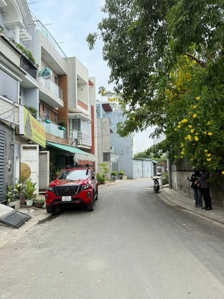 Đất mặt tiền đường Số 8, Linh Đông 50m² giá 5.6 tỷ - Cơ hội đầu tư hấp dẫn!