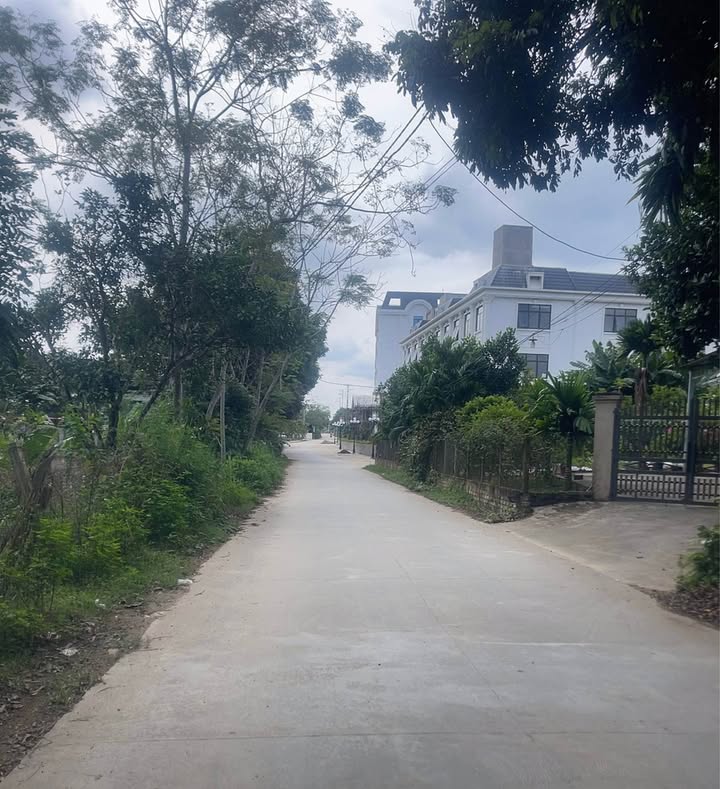 Đất nền Tân Hà Tuyên Quang 150m² giá 2.6 tỷ - Sổ đỏ chính chủ, vị trí đắc địa!