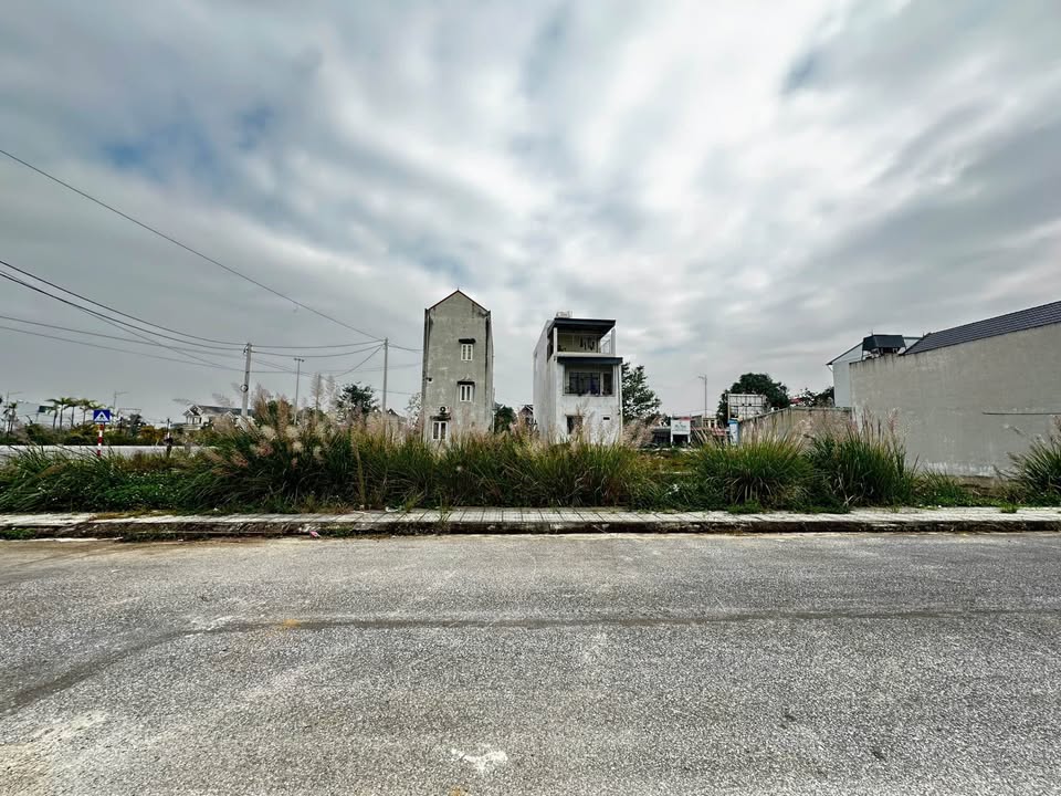 Đất nền dự án Đông Sơn, Thanh Hóa 100m² giá 1.3 tỷ - Cơ hội đầu tư hiếm có!