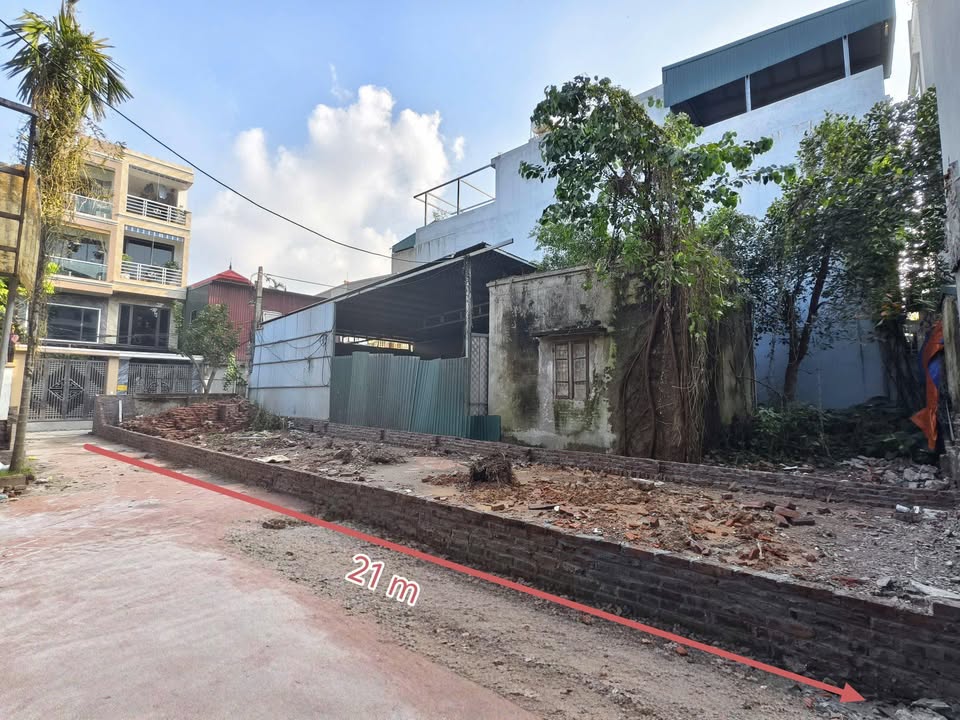 Đất nền lô góc 2 mặt ngõ Ngũ Hiệp, Thanh Trì 105m² - Gần chợ và trường mầm non!