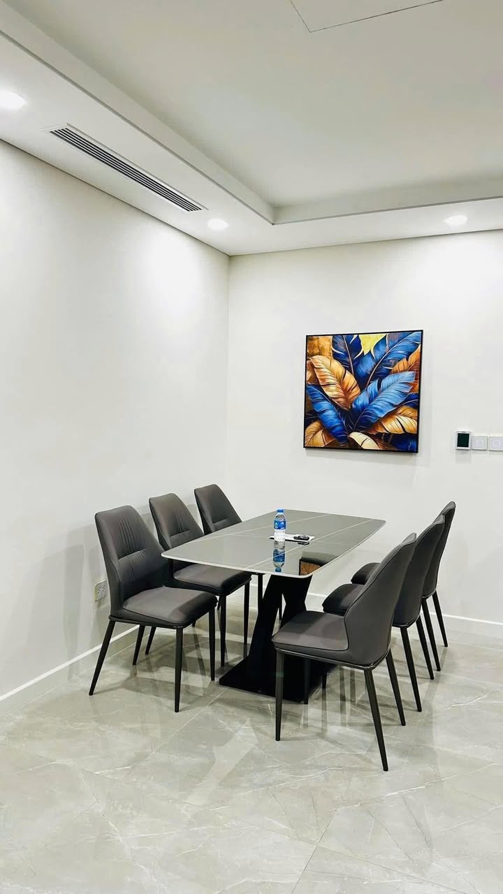 Căn hộ Sunshine Green Iconic Long Biên 80m² giá chỉ 14 triệu - Full nội thất cao cấp!