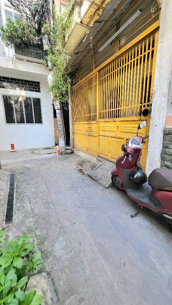 Nhà riêng Huỳnh Mẫn Đạt, Bình Thạnh 40m² giá 7 tỷ - Căn góc thoáng mát, sẵn sàng ở ngay!