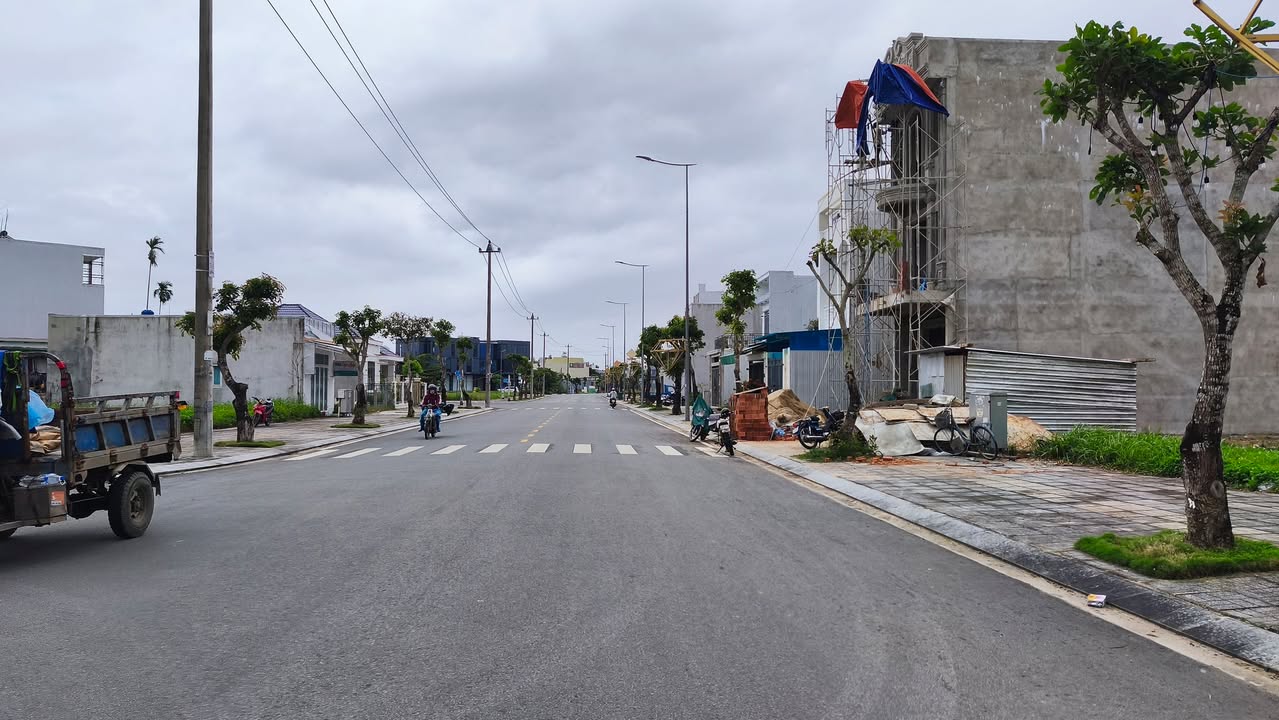 Đất nền mặt tiền Nguyễn Tri Phương, Quảng Ngãi - Diện tích 85m², giá chỉ 2.65 tỷ!