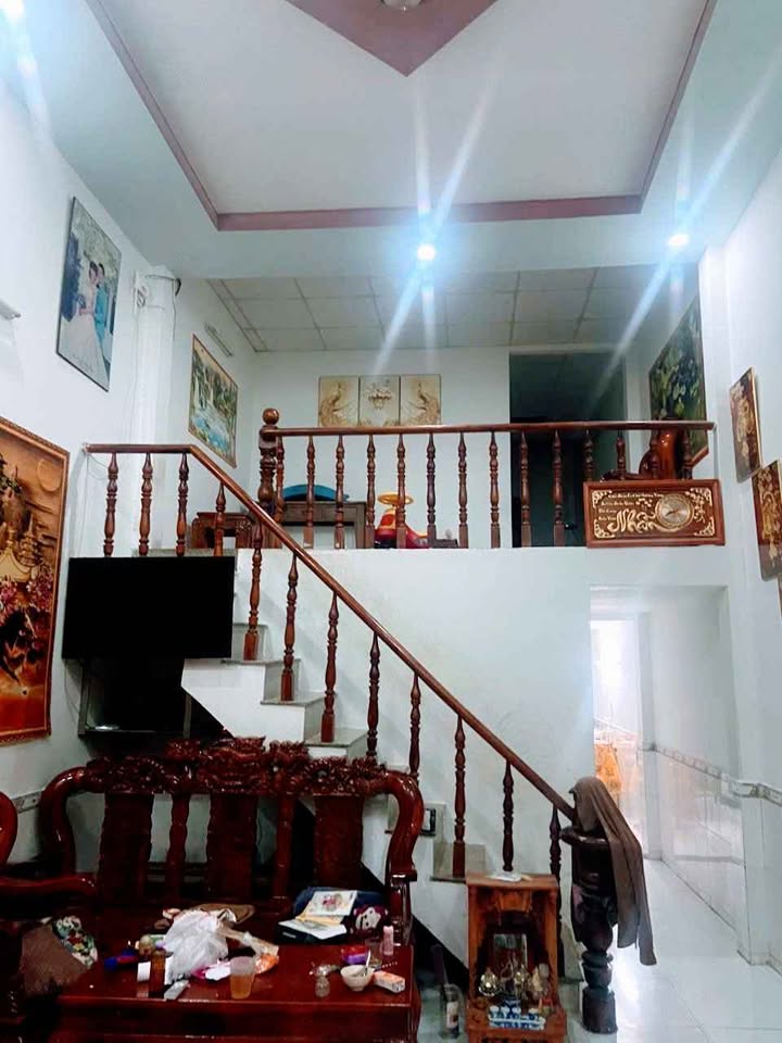 Nhà riêng Tân Phước Khánh 60m² giá 970 triệu - Sổ chung, tặng nội thất!