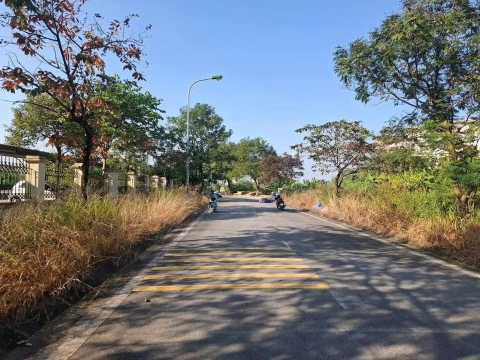 Lô đất TMDV đường H100, Kinh Bắc, Bắc Ninh 255.2m² giá 17 tỷ - Cơ hội đầu tư hấp dẫn!